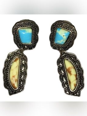 Shyanne Blue & Cream Dangle Earrings